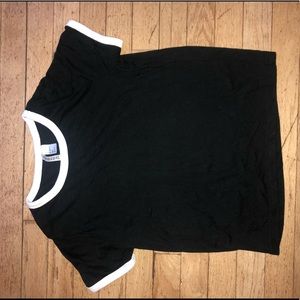 black t shirt